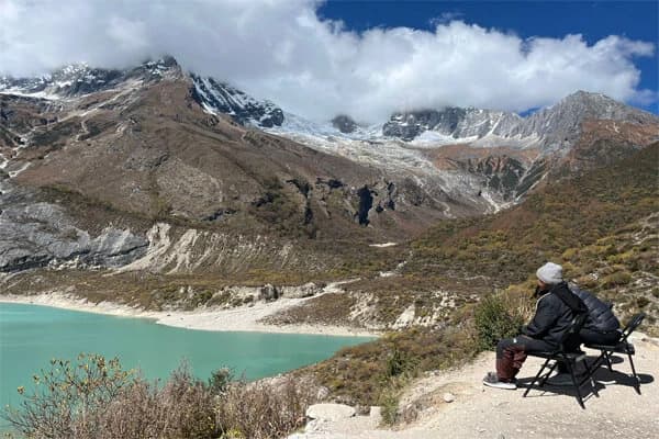 Short Manaslu Treks and Alternatives