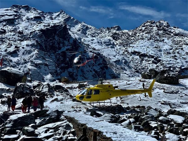 Gosaikunda Helicopter Tour