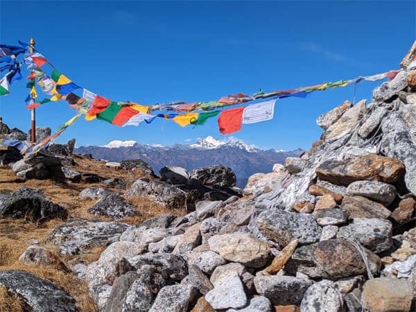 Lumba Sumba Pass Trek