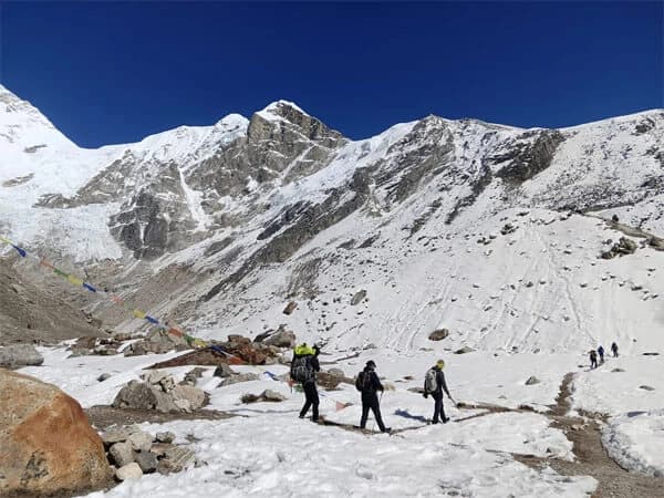 Makalu Base Camp Trek